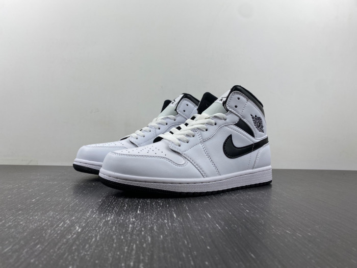 air jordan 1 mid “white/black” dq8426-132