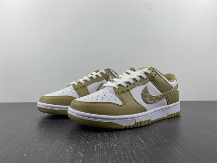 nike dunk low essential paisley pack barley dh4401-104
