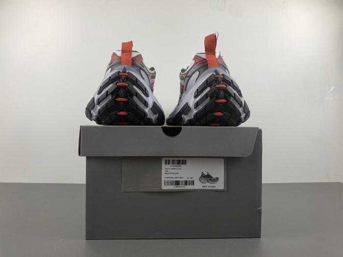 Ba*len*cia*ga sneaker