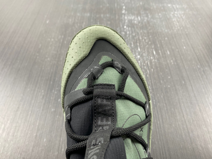 nike acg air terra antarktik