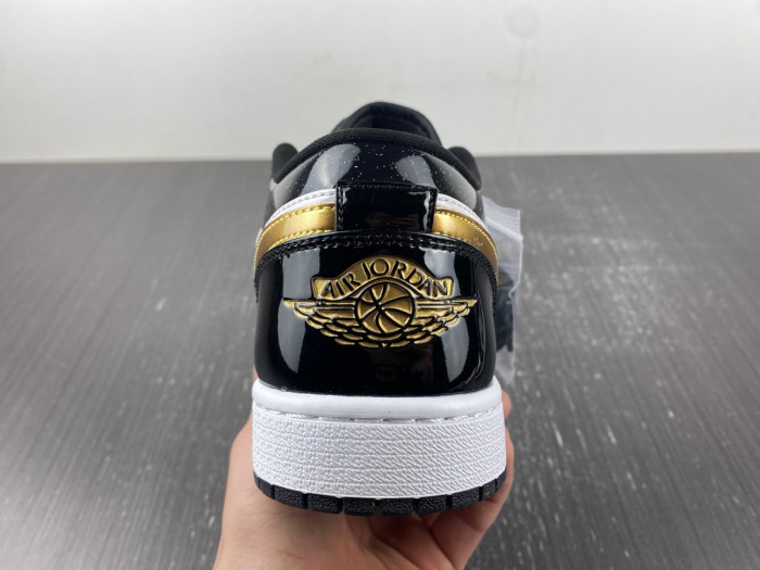 jordan 1 low se gold toe (gs) dr6970-071