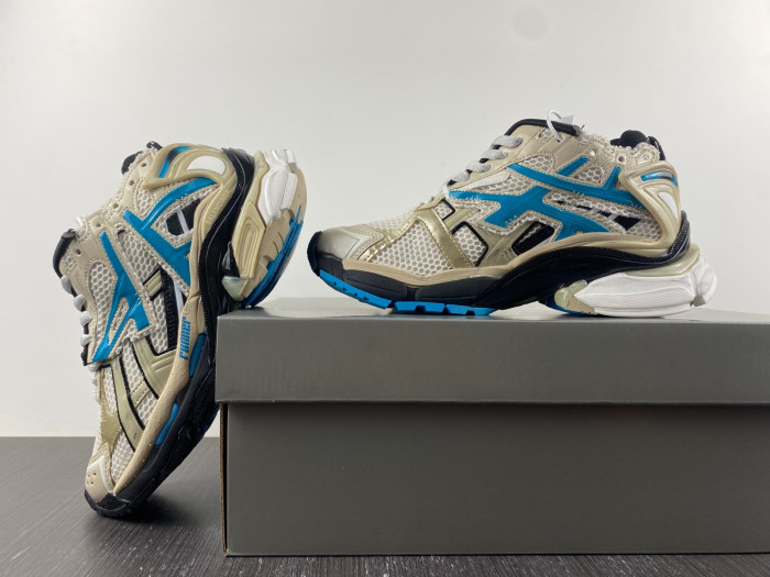 Ba*len*cia*ga runner 8000061