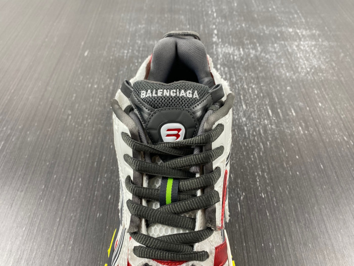 Ba*len*cia*ga runner sneaker