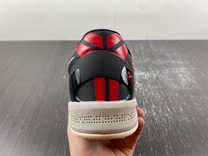 nike kobe 8 milk snake 555035-601