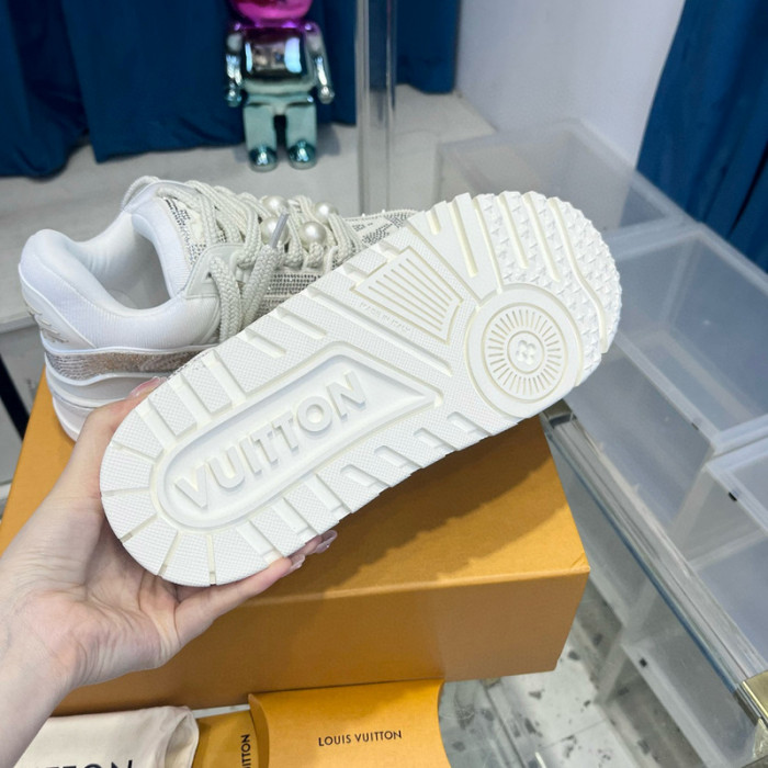 lv snekaers l0000230