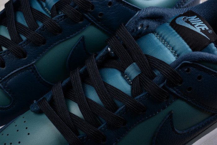 nike dunk low retro armory navy dr9705-300