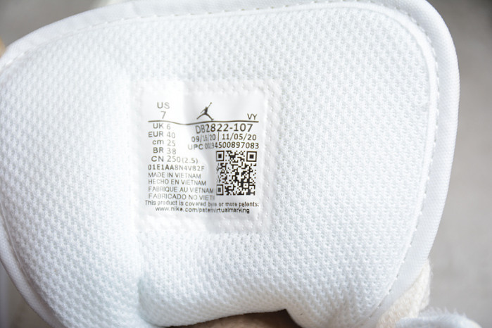 air jordan 1 mid se voltage yellow" db2822-107