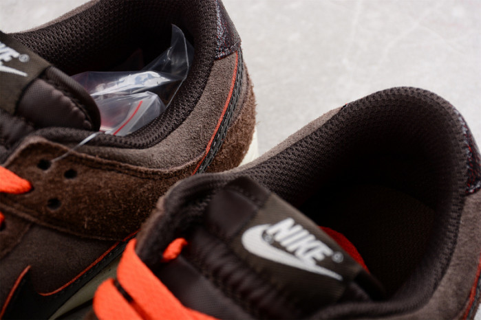 nike dunk low “baroque brown” dq8801-200