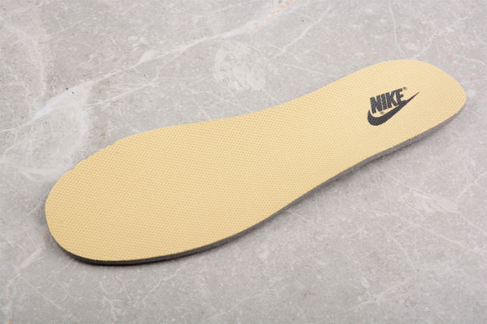 nike dunk low “safari” dx2654-200