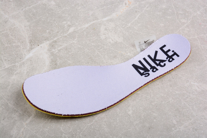 nike vaporwaffle sacai black white cv1363-001