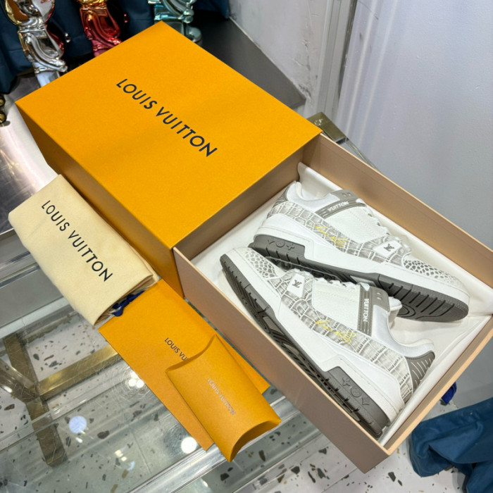 lv snekaers l0000139