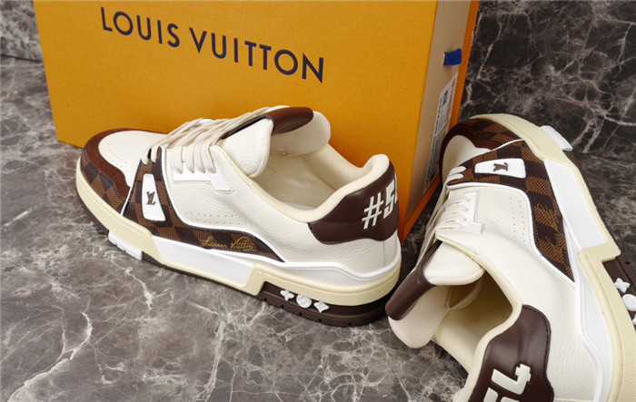 lv snekaers l0000315