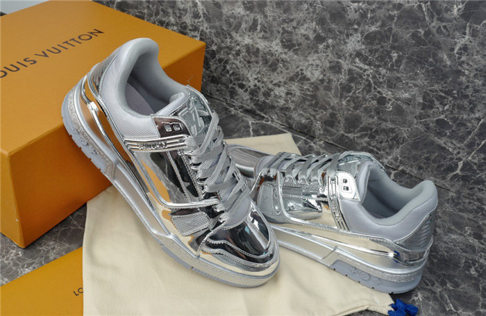 lv snekaers l0000333