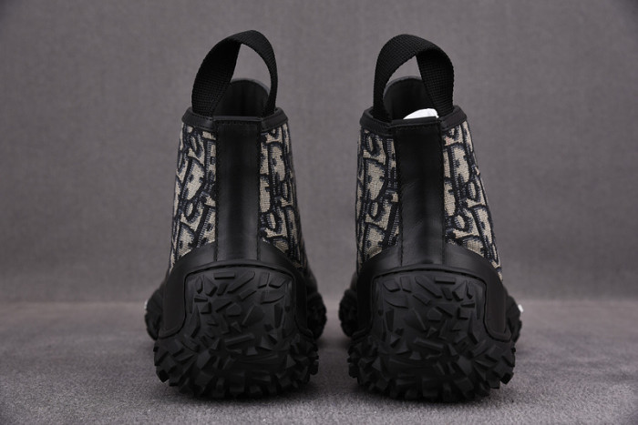 dio* sneakers t0000-033