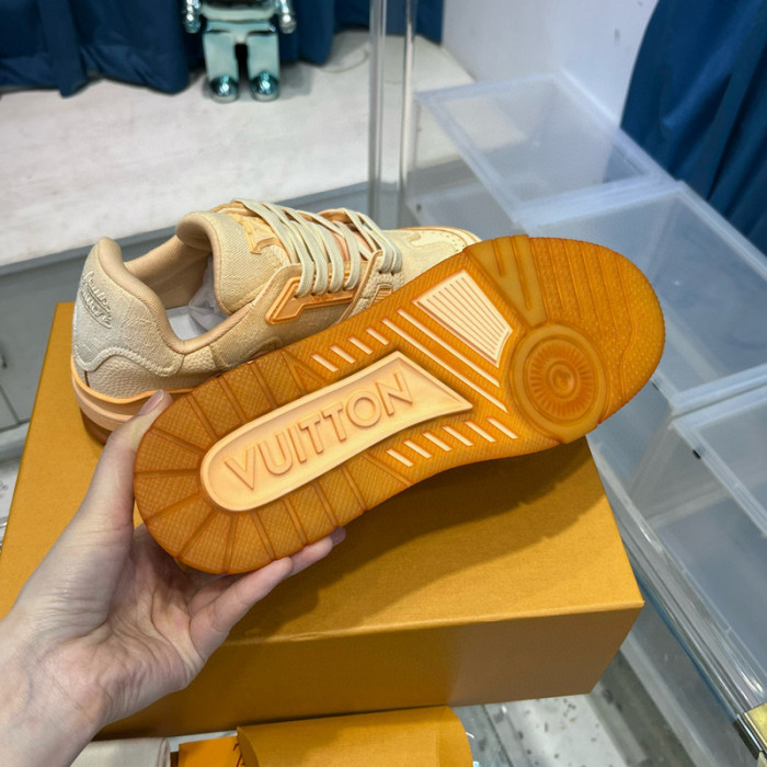 lv snekaers l0000233