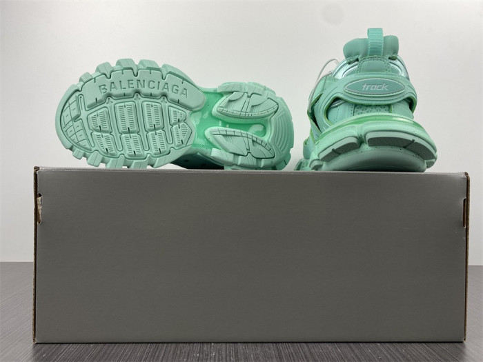 Ba*len*cia*ga track w3fe3 3800