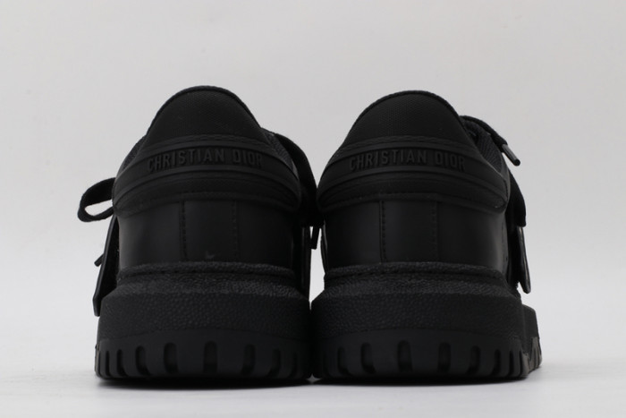 dio* sneakers t0000-028