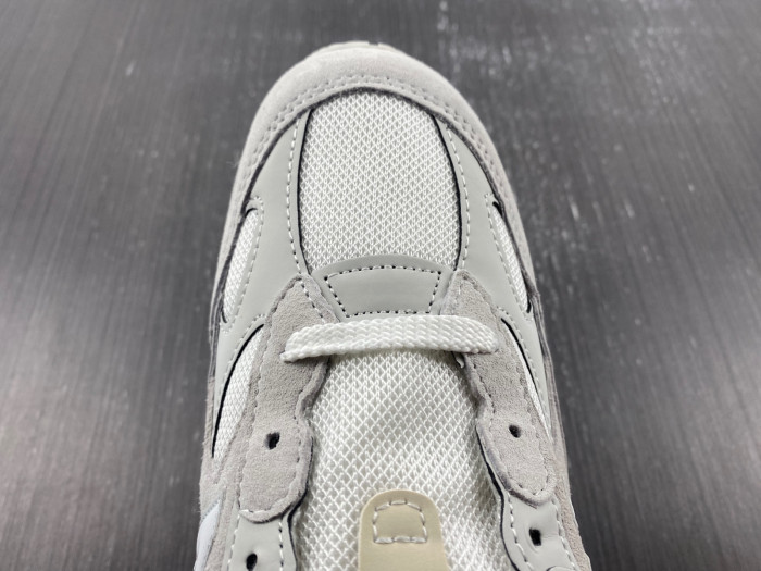 ew Balance x WTAPS 2020 DFY22