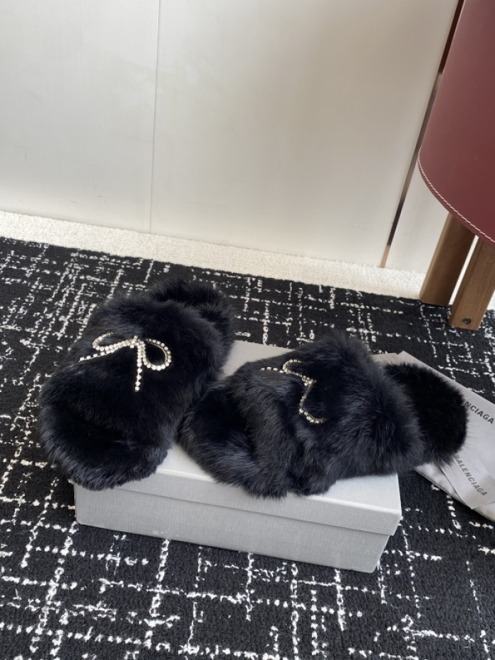 Balenciag* Sandal BS107