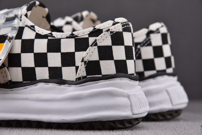 Ma*s*n mihara yasuhiro sneaker mmys13