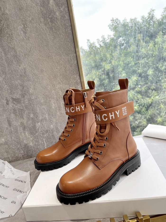 Givenchy Boots 660001