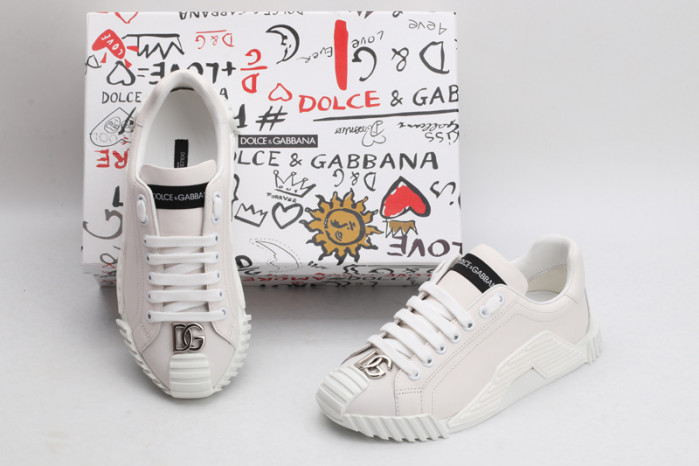 DG Sneaker10