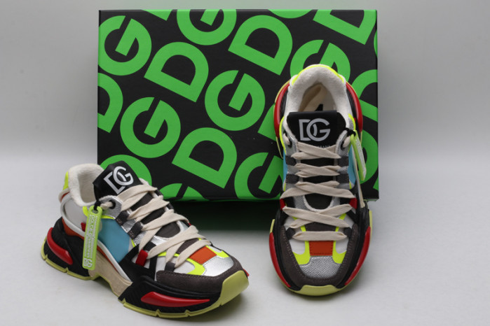 DG Sneaker22