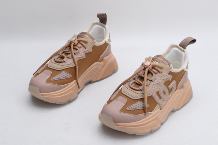 DG Sneaker08