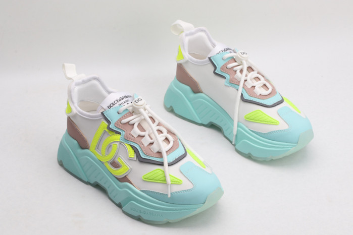 DG Sneaker06