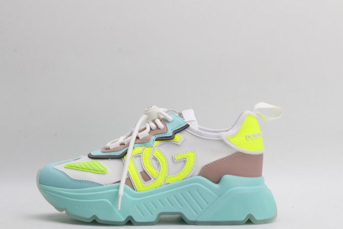 DG Sneaker06