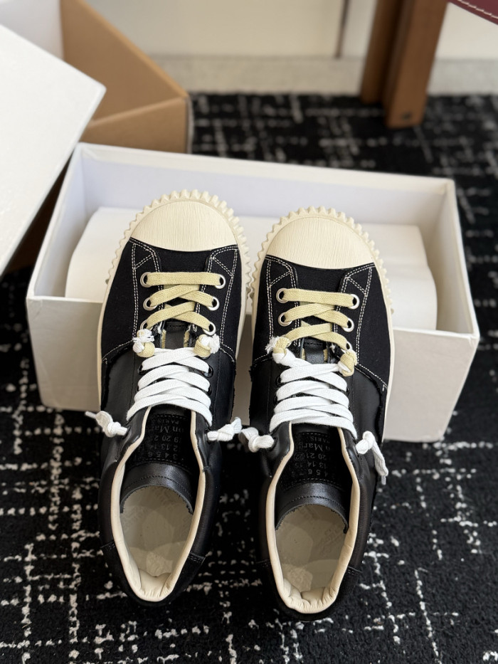 Ma1s0n Marg*e1a CALFSKIN S57WS0416