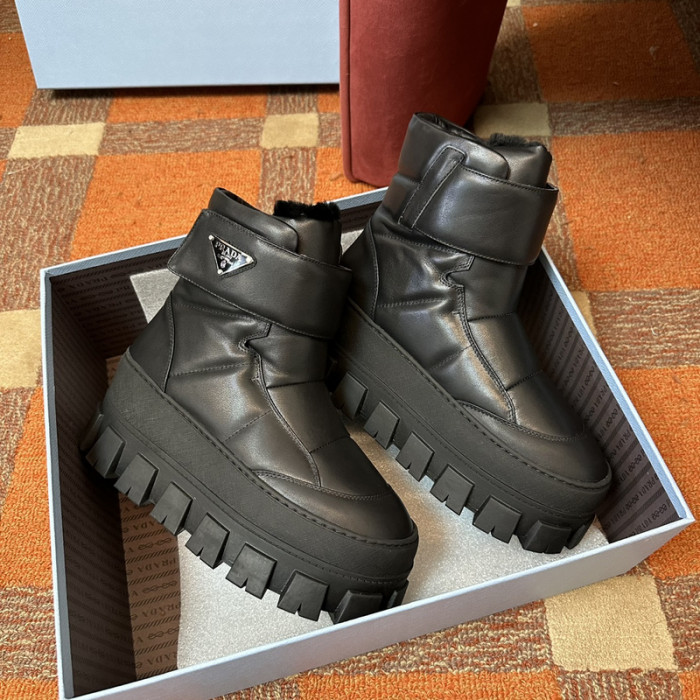 PRAD* boots P127