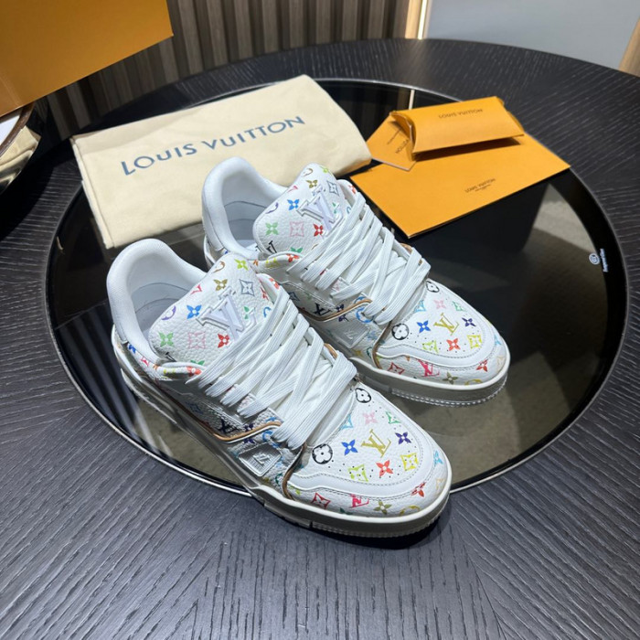 LV snekaers L0000496