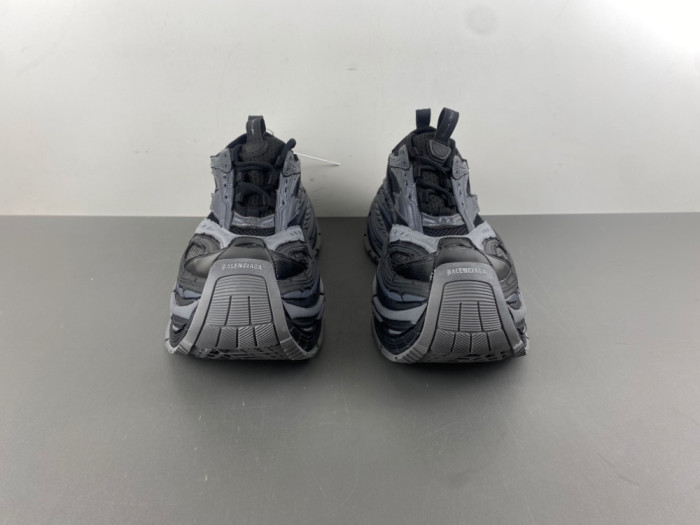 Balenciaga sneaker WPLTF 1011