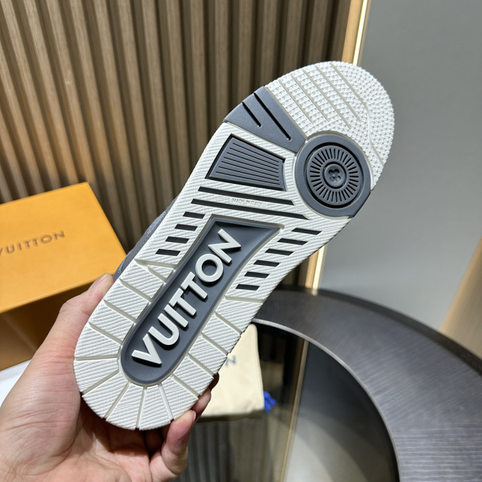 LV snekaers L0000699