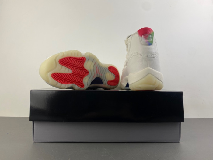 Air Jordan 11 Retro 285 IO8959-133