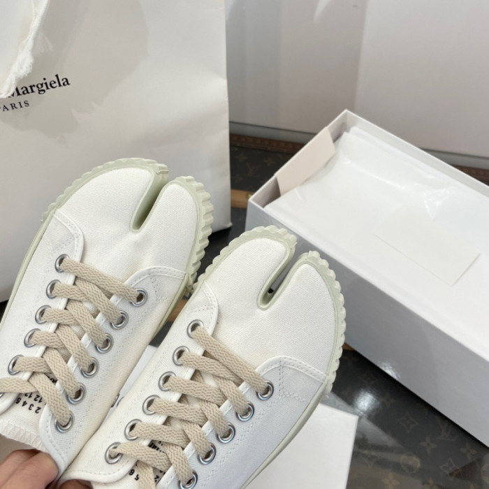 ma1s0n Marg*e1a tabi sneakers s57ws0348