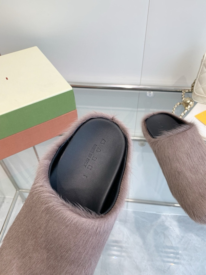 Marni Slides M009