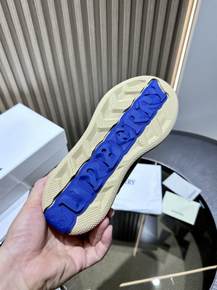 BUR*ERRY SHOES BBY98