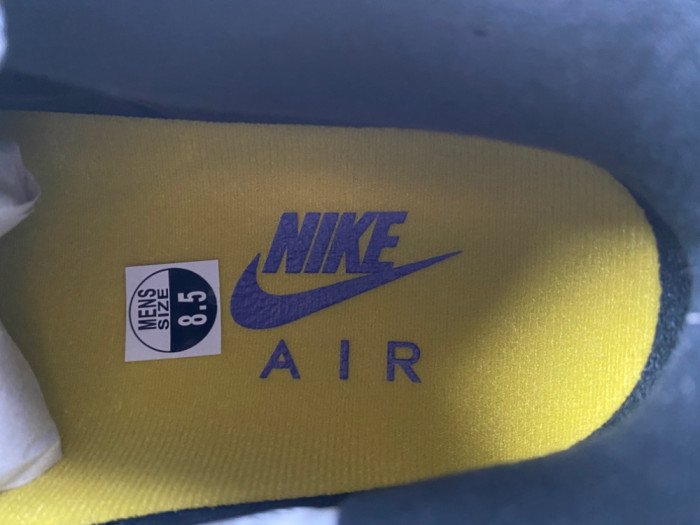 Air Jordan 4 Retro “Imperial Purple” FV5029-500