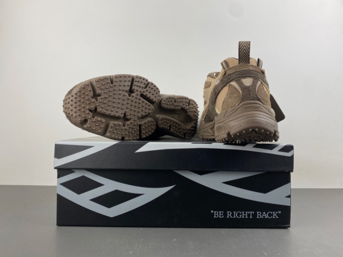 Off-White Be right back OWIA289F56