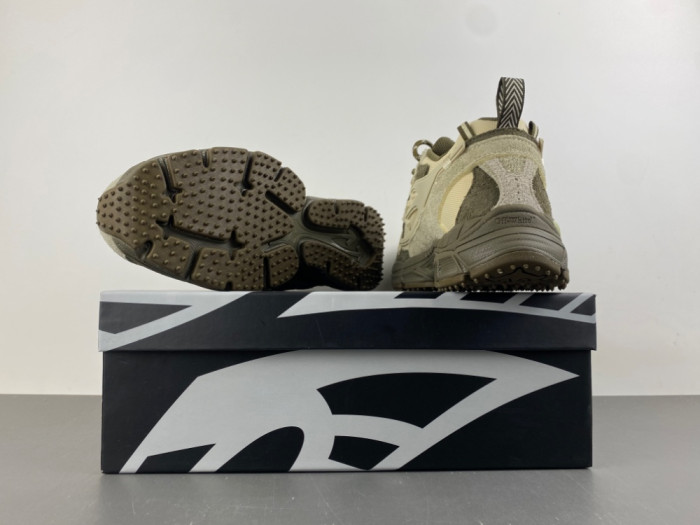 Off-White Be right back OWIA289F48