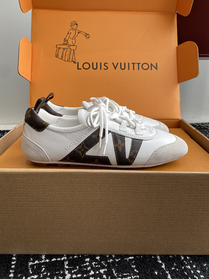 LV snekaers L0000576