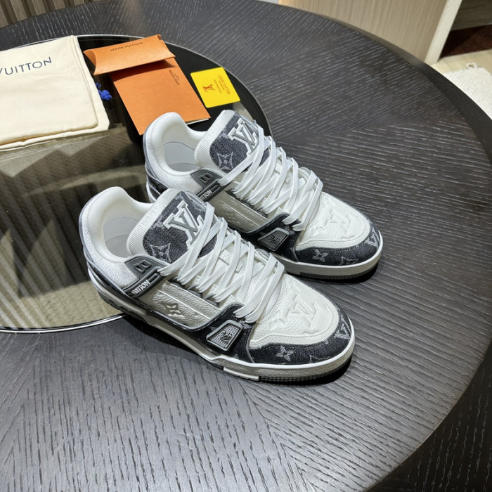 LV snekaers L0000441