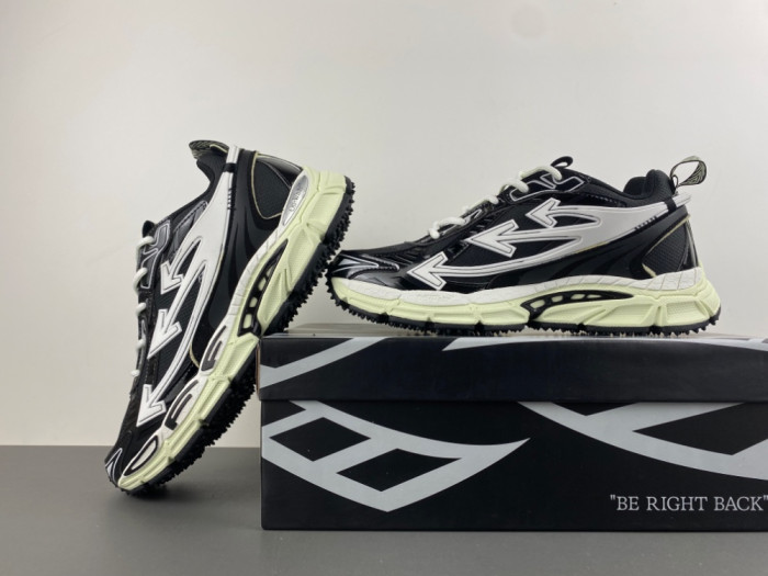 Off-White Be right back OWIA289F40