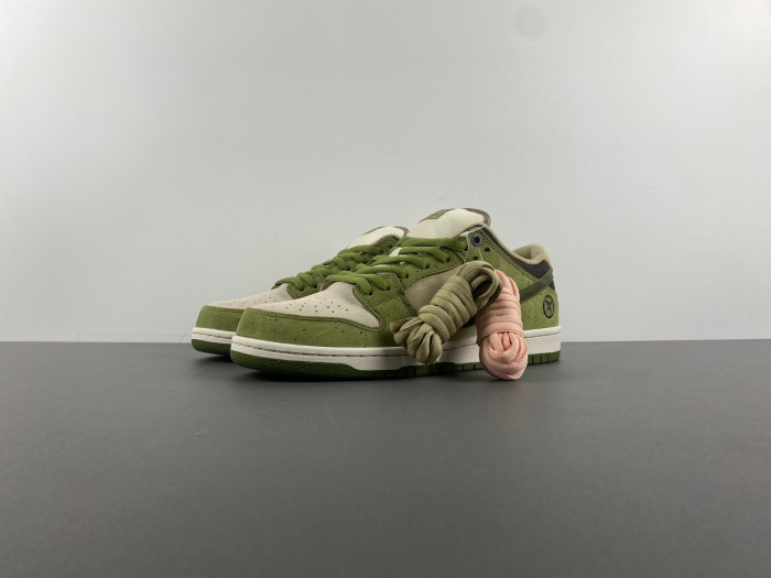 Yuto Horigome x Nike SB Dunk Low Asparagus HF8022-300
