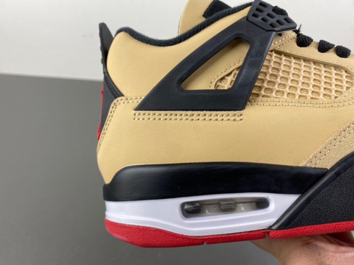 Air Jordan 4 Retro Pizza IH2094-200