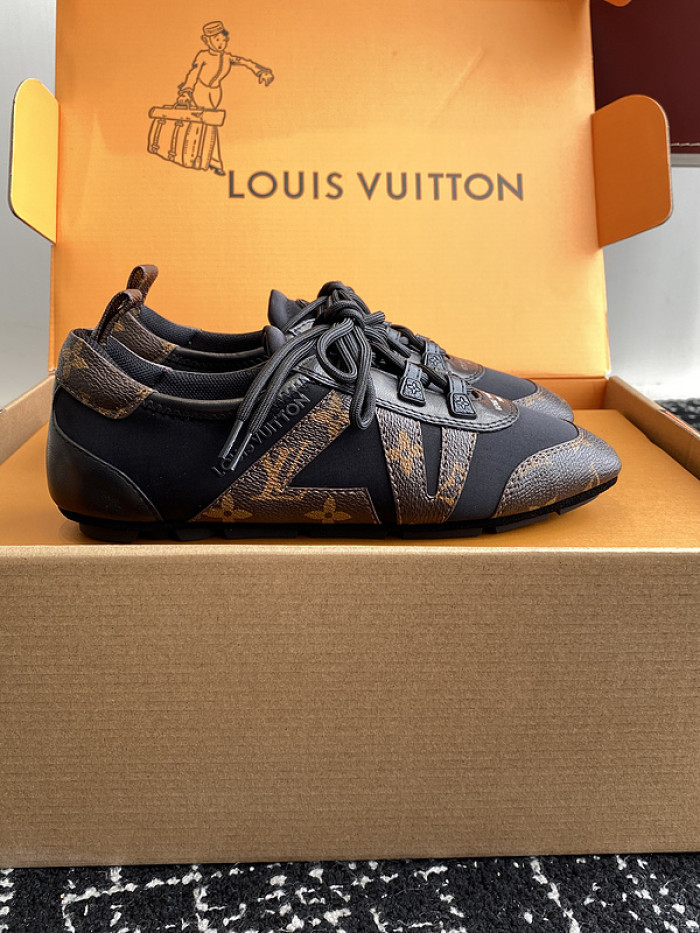 LV snekaers L0000573