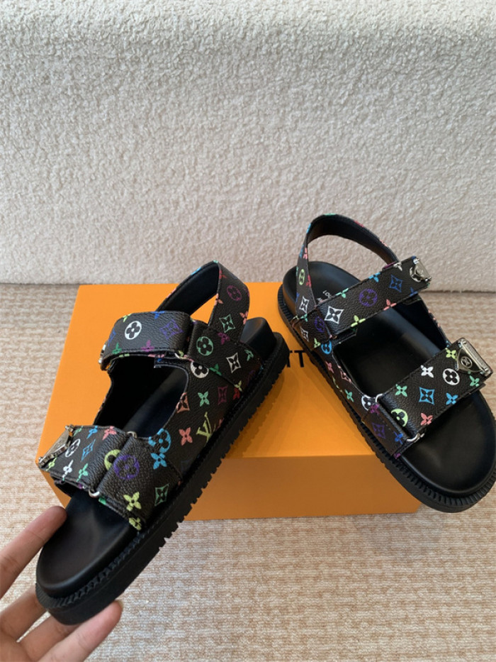 L&V sandal 206
