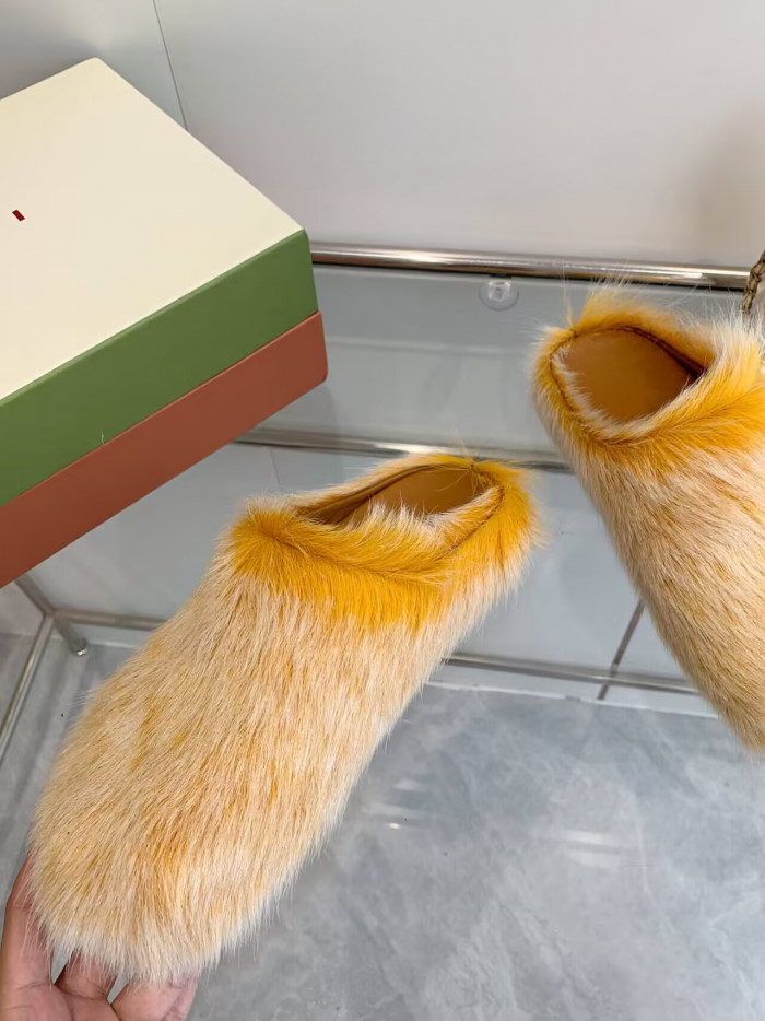Marni Slides M008